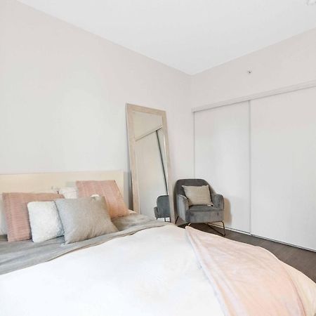 Condo In The City Торонто Екстер'єр фото