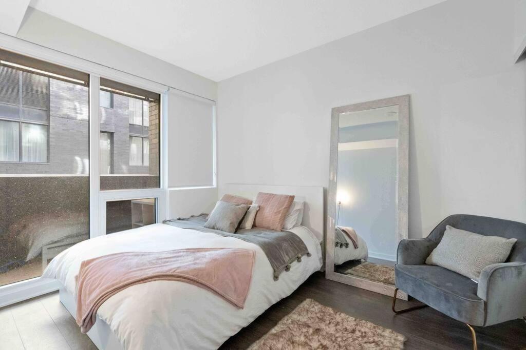 Condo In The City Торонто Екстер'єр фото