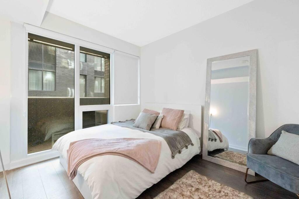Condo In The City Торонто Екстер'єр фото